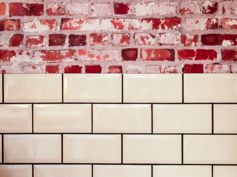 How to Install Tiles on Your Walls and Floors the Right Way