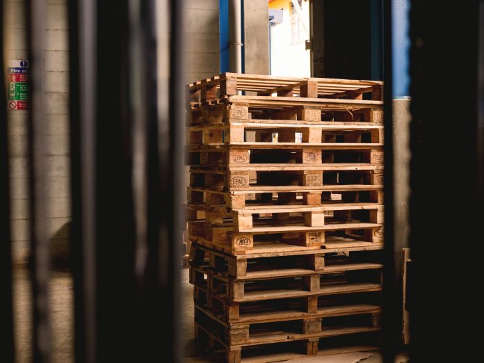 The Influence of Pallet Shipping on E-commerce